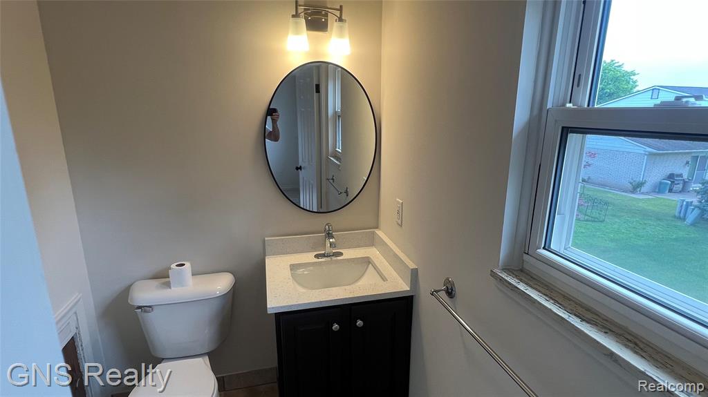 40739 Ruggero Street, Clinton Twp, MI 48038 — Photo 32