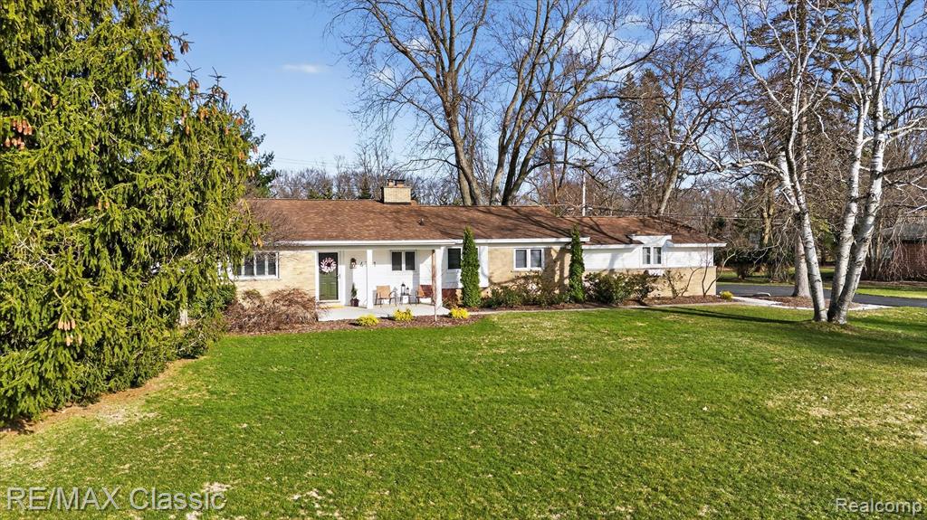 4731 Pickering Road, Bloomfield Hills, MI 48301 — Photo 56