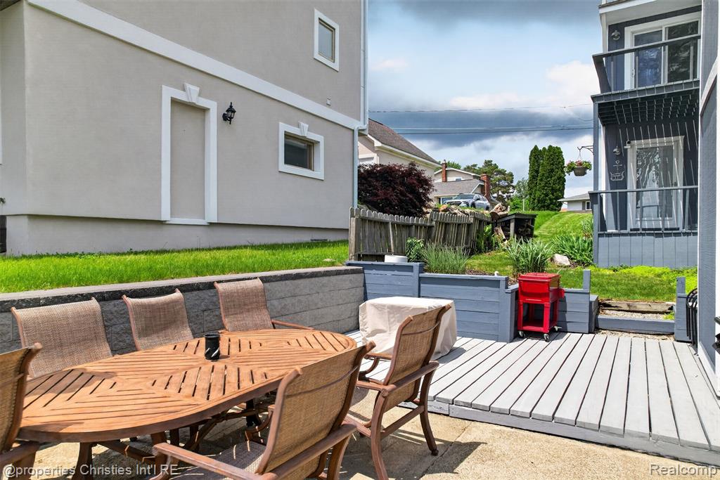 10219 Lakeside Drive, White Lake, MI — Photo 11