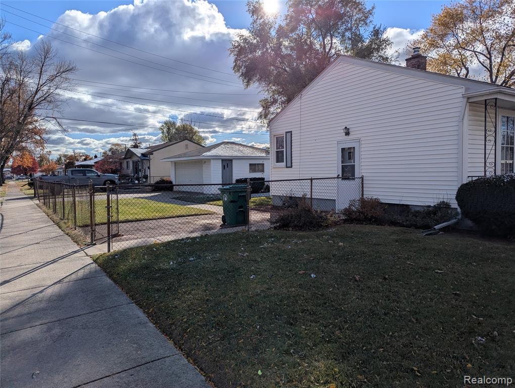980 Radcliff Street, Garden City, MI — Photo 42