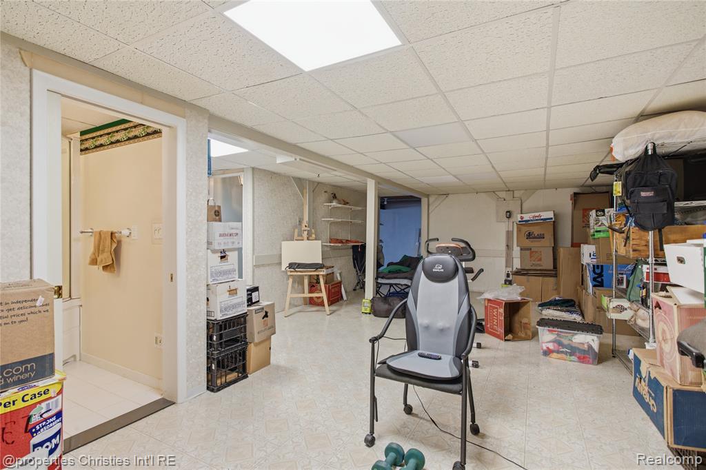 40556 Newport Drive, Plymouth, MI 48170 — Photo 19