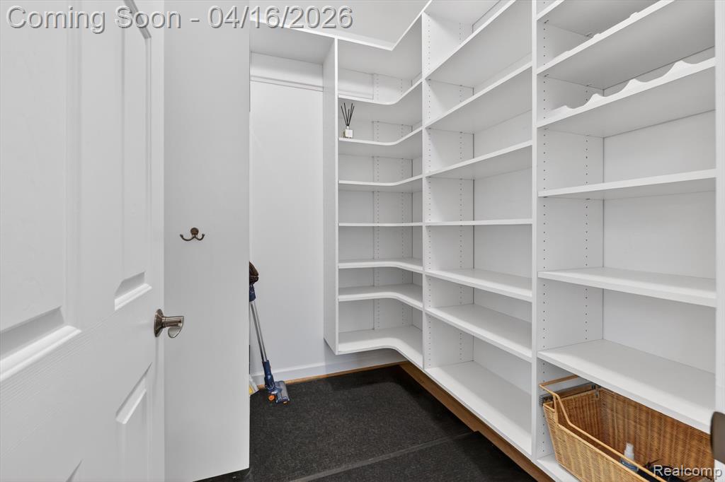 625 Southshore Drive, Oxford, MI 48371 — Photo 27