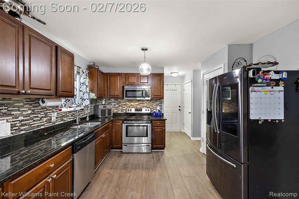 5184 Denwood Street, Waterford, MI 48327 — Photo 13