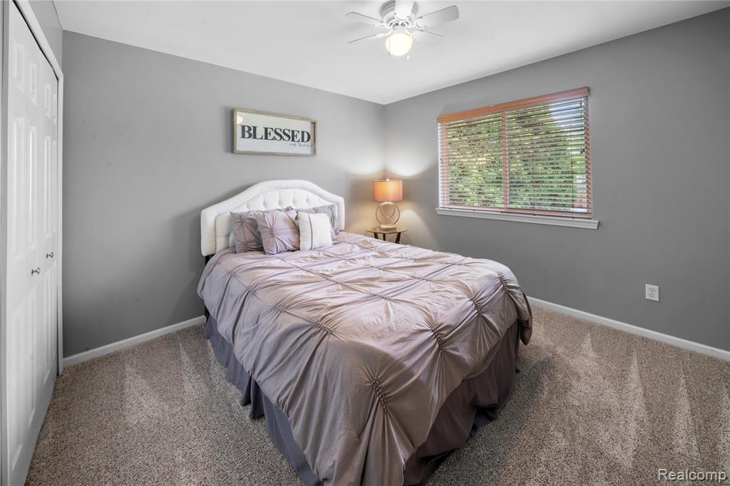 46173 Rocker Drive, Macomb, MI 48044 — Photo 13