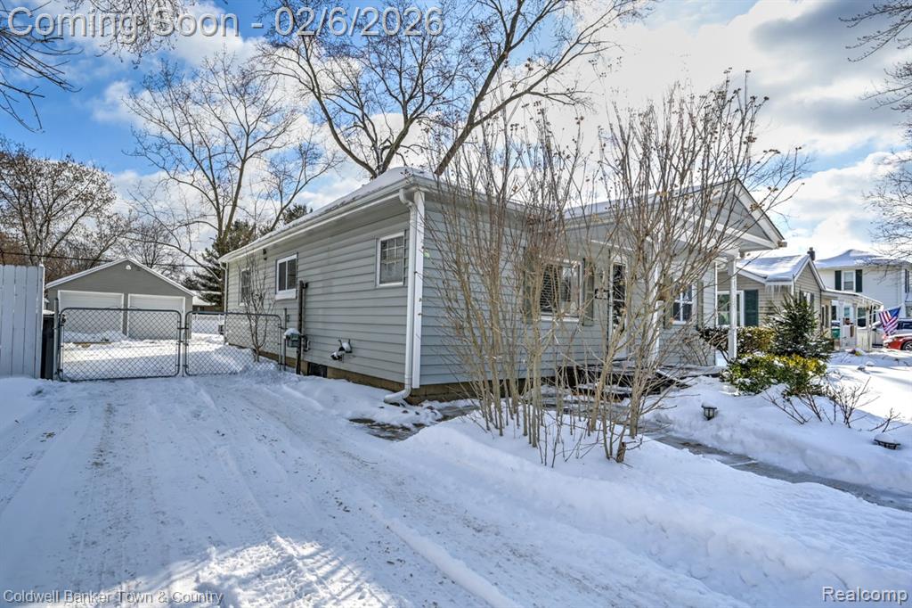 539 Fowler Street, Howell, MI 48843 — Photo 4
