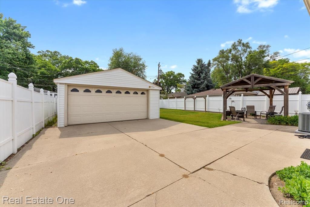 9454 Birch Street, Taylor, MI 48180 — Photo 19