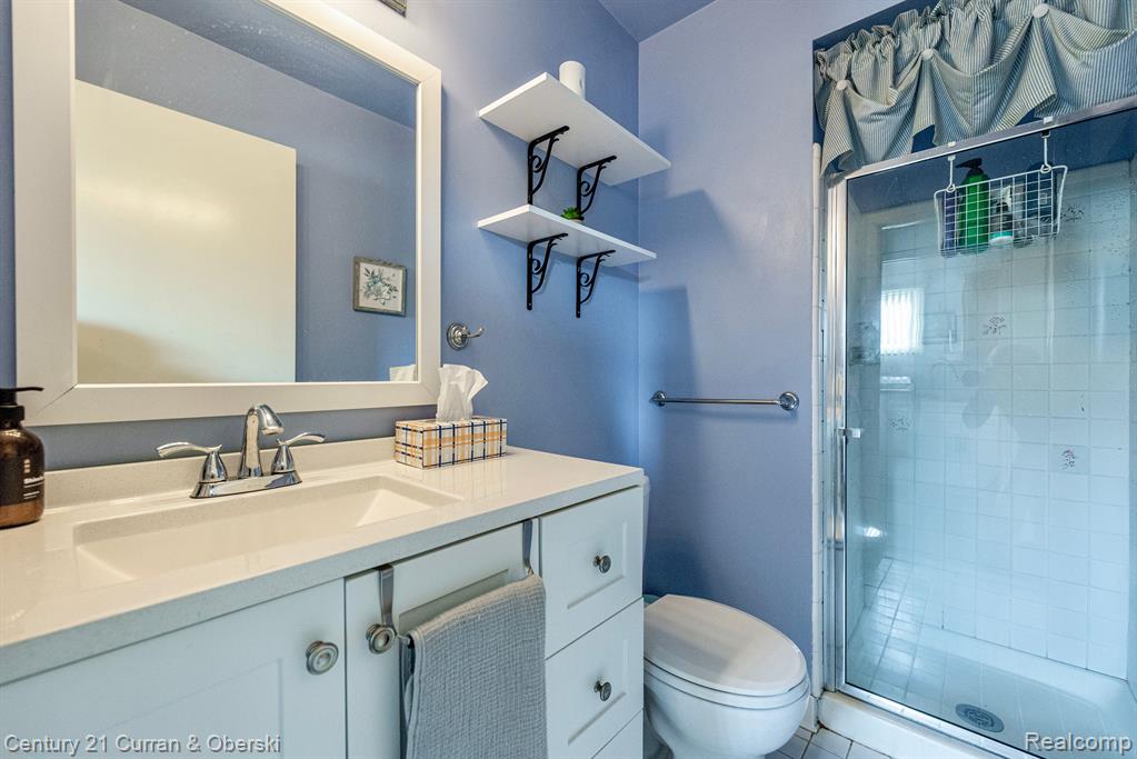 40306 LA GRANGE Drive, Sterling Heights, MI 48313 — Photo 19
