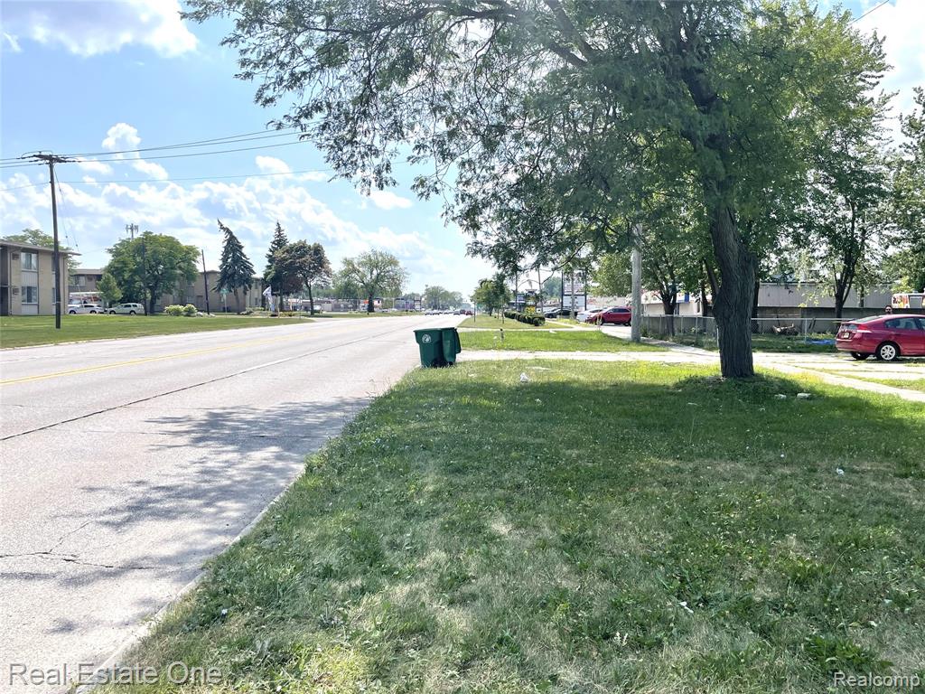 547 Inkster Road, Garden City, MI — Photo 4