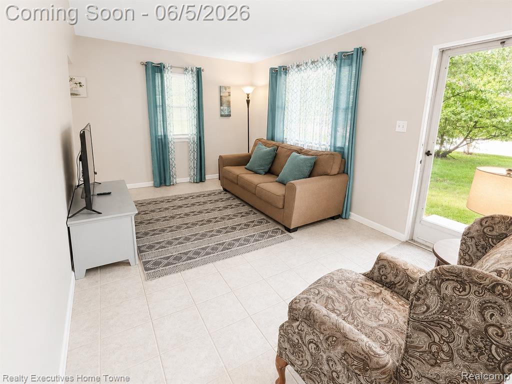 2914 Sturges Street, Port Huron, MI 48060 — Photo 5