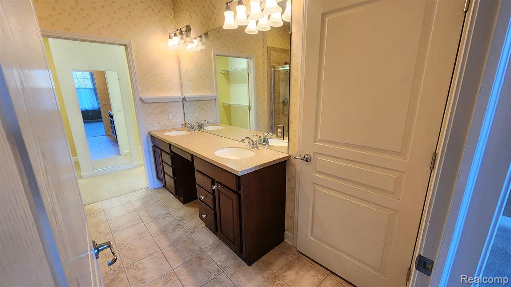 49285 FREESTONE Drive, Unit #26, Northville, MI 48168 — Photo 13