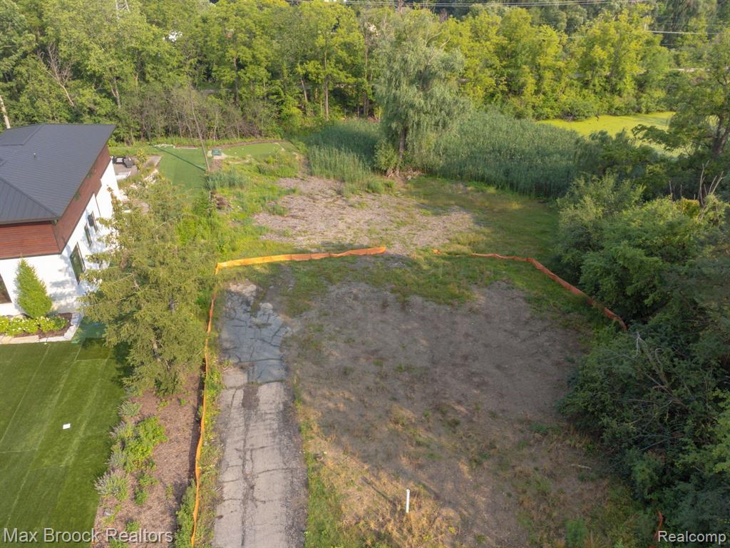 4053 HARBOR VISTA Drive, Orchard Lake Village, MI 48323 — Photo 3