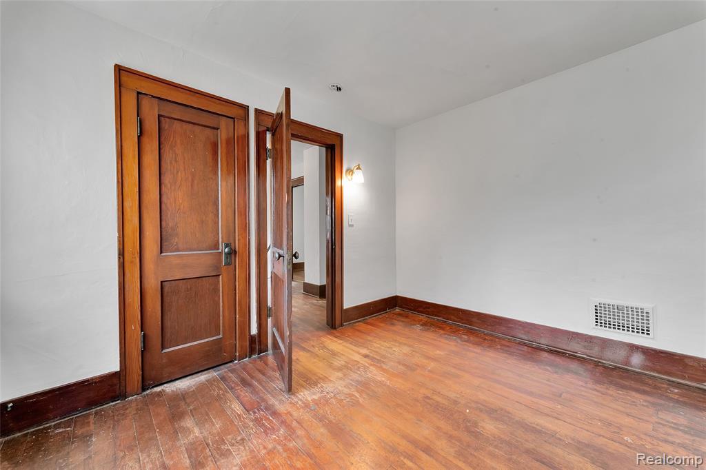 652 Bentley Drive, Monroe, MI 48162 — Photo 35