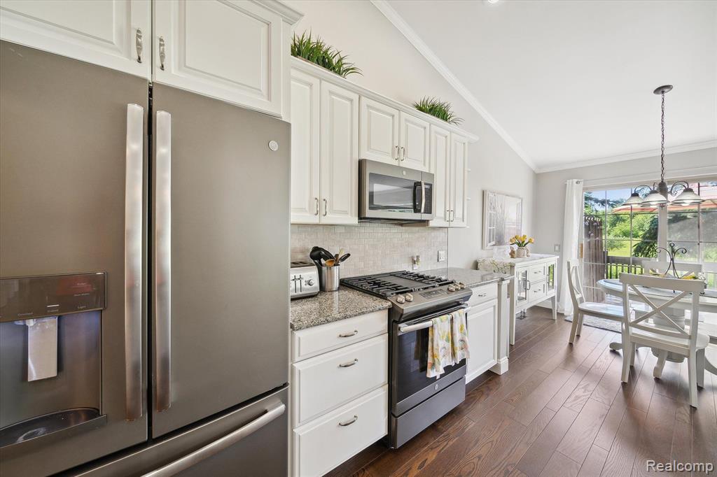 22270 QUAIL RUN Circle, 2, South Lyon, MI 48178 — Photo 16