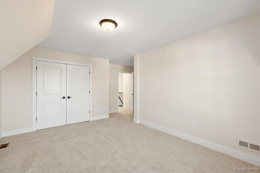 4060 Blossom Drive, Sterling Heights, MI 48314 — Photo 40