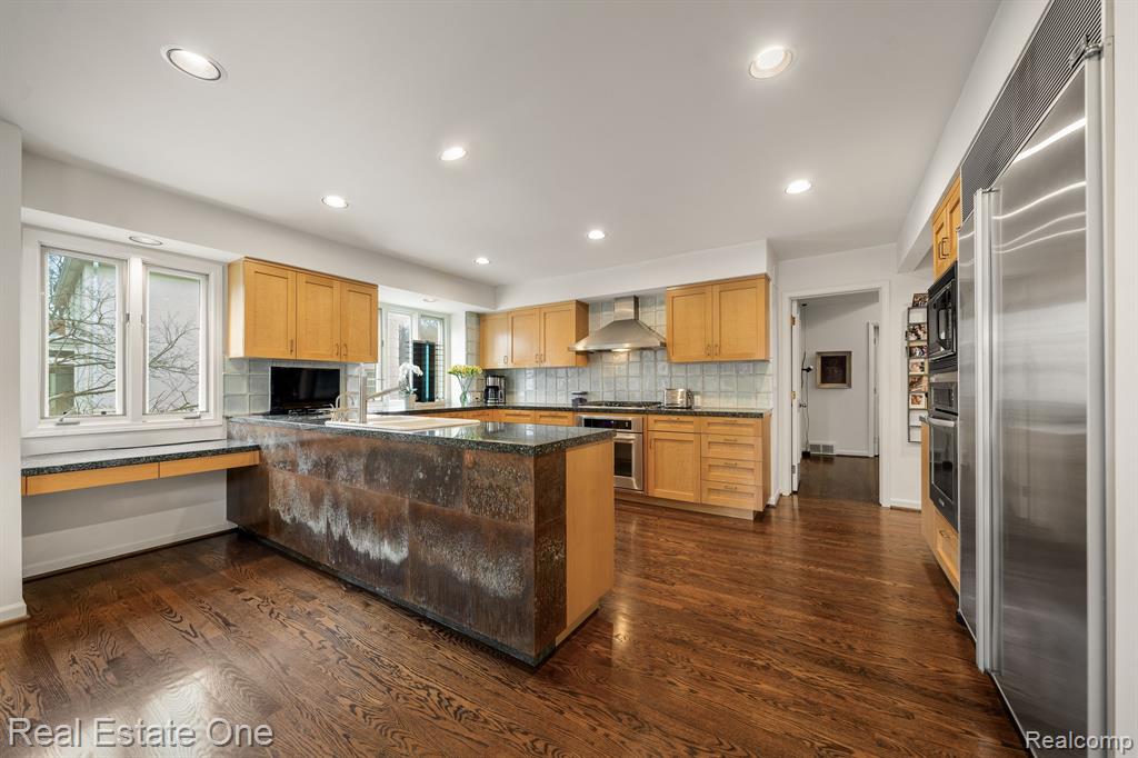 8519 HENDRIE Boulevard, Huntington Woods, MI — Photo 26