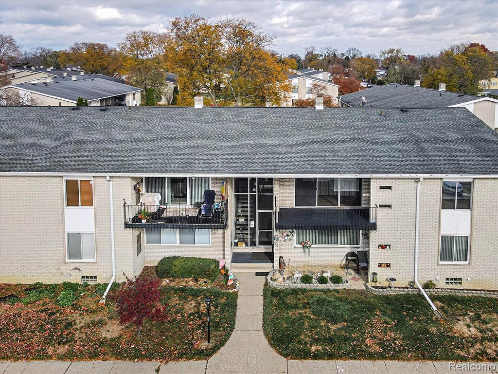8497 Kennedy Circle, 7, Warren, MI 48093 — Photo 2