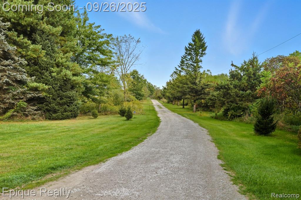 6481 Byron Road, Howell, MI 48855 — Photo 31