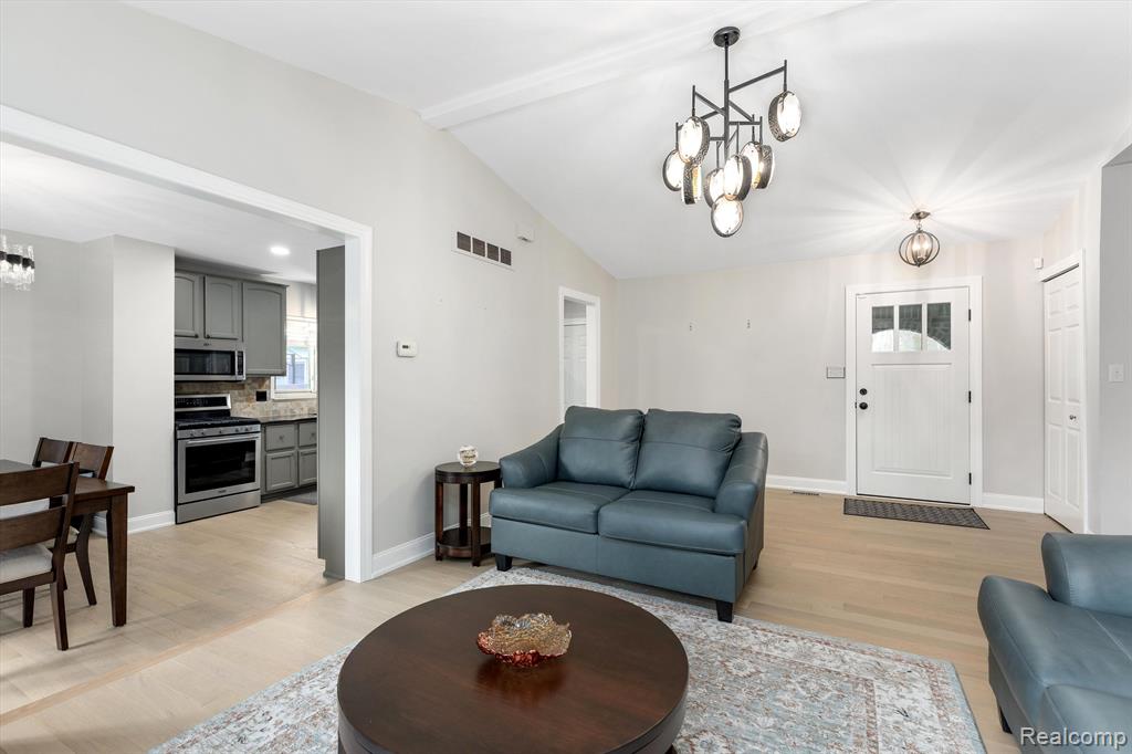 6500 RAINTREE Court, Canton, MI 48187 — Photo 9
