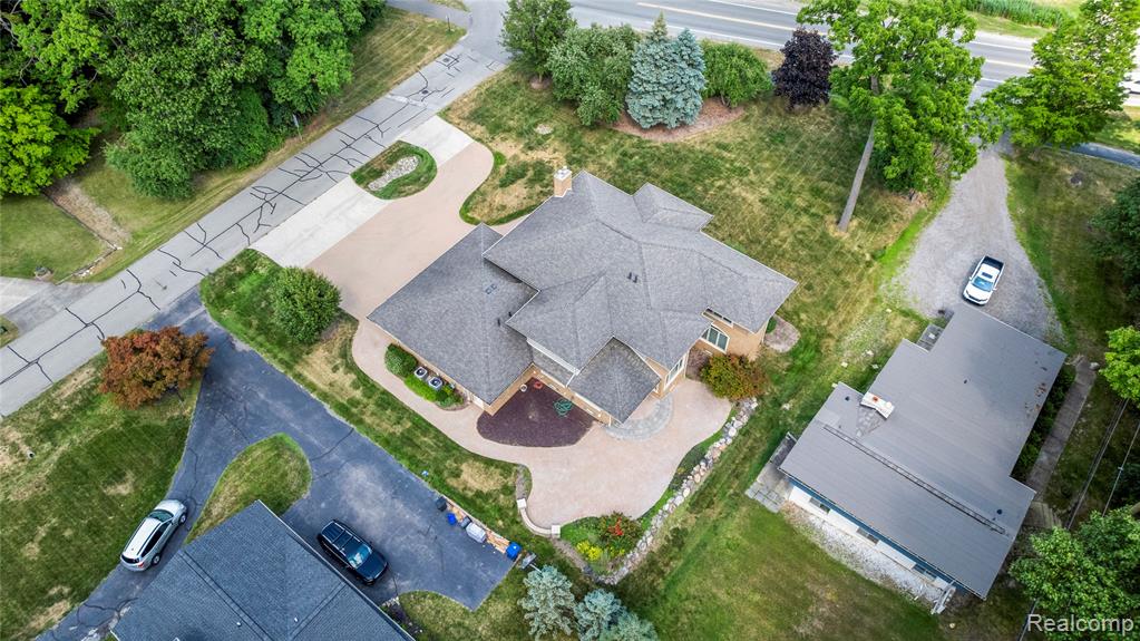 9281 Island Drive, Grosse Ile, MI 48138 — Photo 65