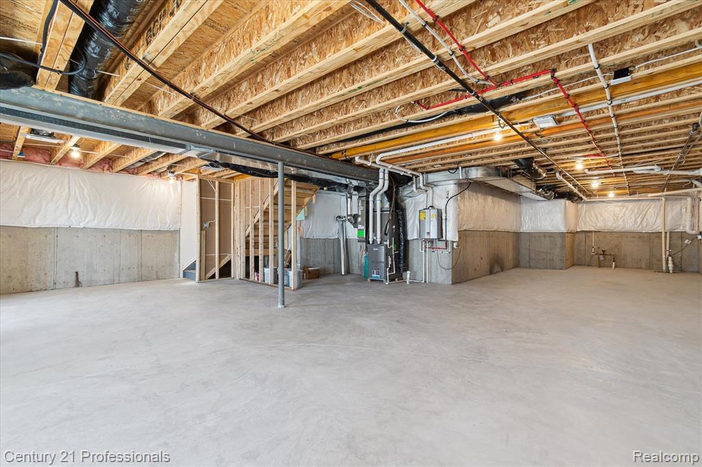 2843 DILLON Drive, Ann Arbor, MI 48105 — Photo 46