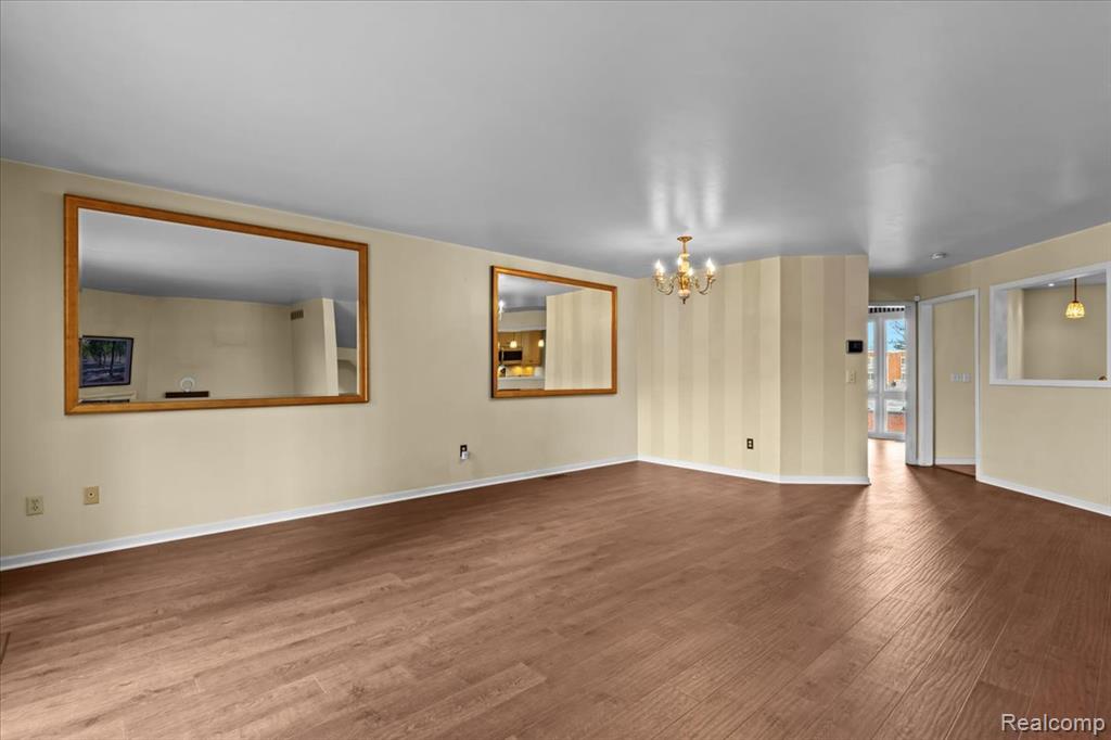 294 Main Sail Court, 22, Detroit, MI 48207 — Photo 9