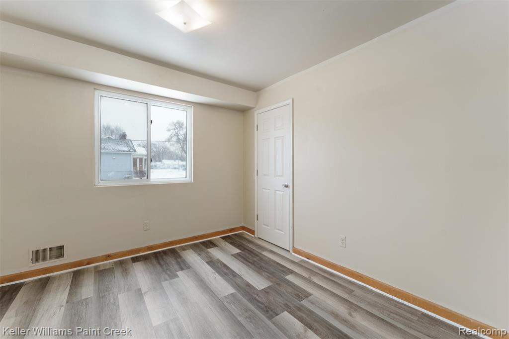 8523 Republic Avenue, Warren, MI 48089 — Photo 15