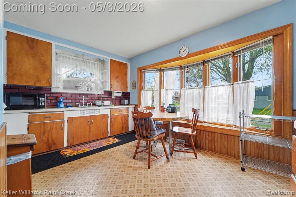 37934 Mast Court, Harrison Township, MI — Photo 13