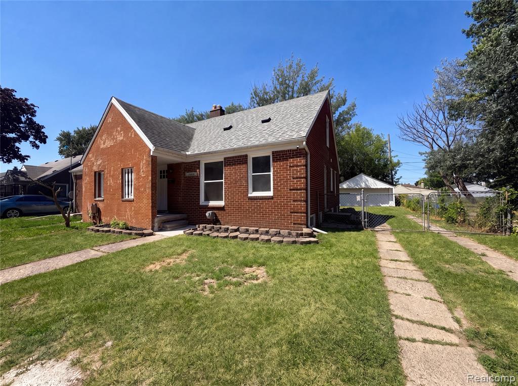 23089 Brittany Avenue, Eastpointe, MI 48021