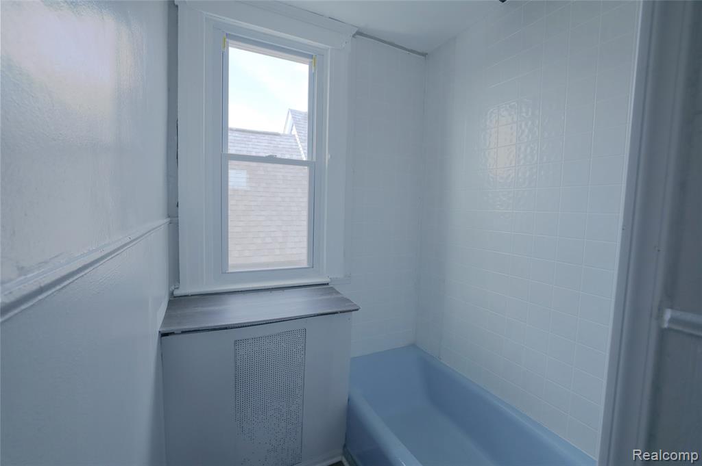 9507 Conant Street, Hamtramck, MI 48212 — Photo 24