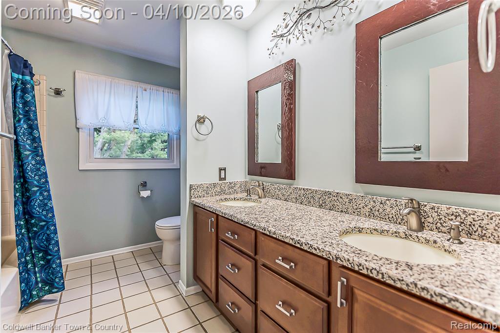 2708 Ore Valley Drive, Hartland, MI 48353 — Photo 29