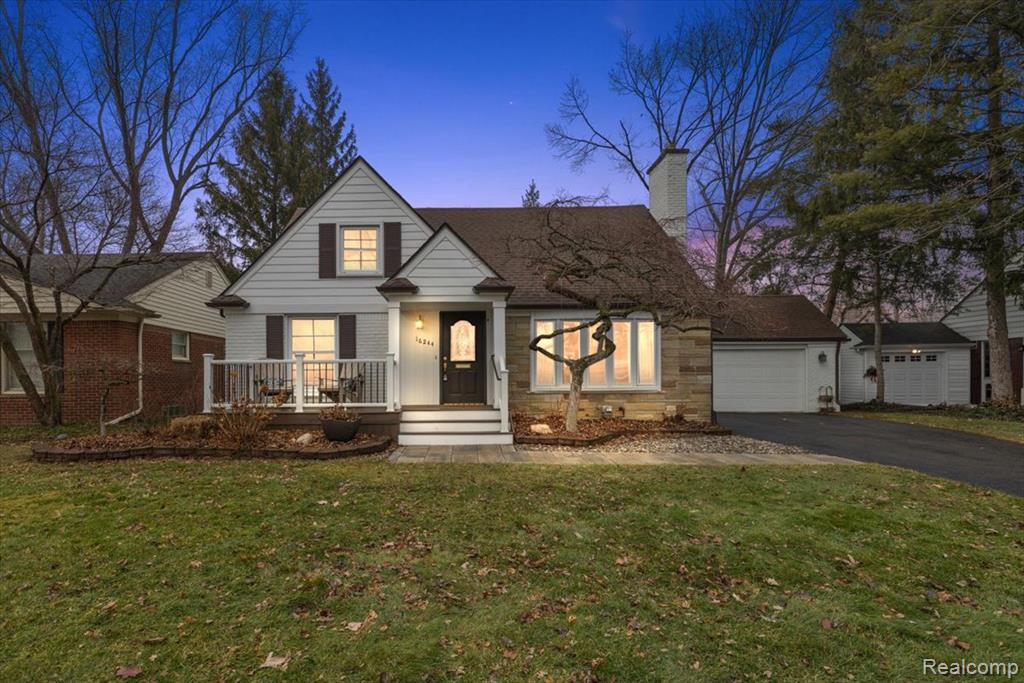 16244 Lauderdale Avenue, Beverly Hills, MI 48025 — front exterior