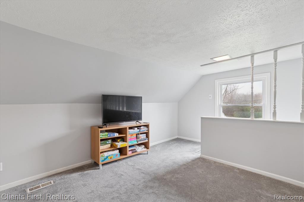 6550 Hitchingham Road, Ypsilanti, MI 48197 — Photo 29