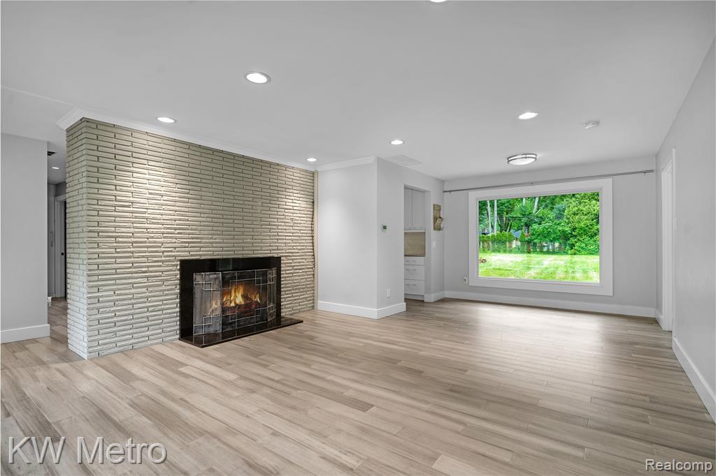 4096 CHESTNUT HILL Drive, Troy, MI 48098 — Photo 6