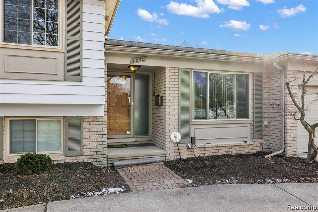 4058 Colonial Boulevard, Troy, MI 48085 — Photo 46