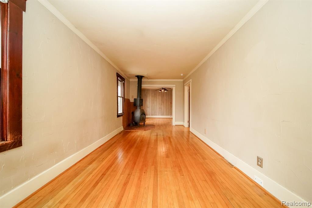 873 HENDRICKSON Boulevard, Clawson, MI — Photo 16