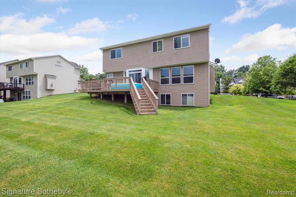 8926 El Dorado Drive N, White Lake, MI — Photo 46