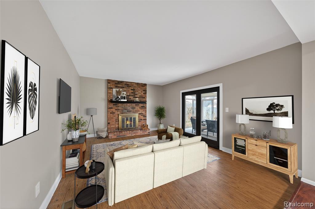 30110 Manor Drive, Madison Heights, MI 48071 — Photo 14