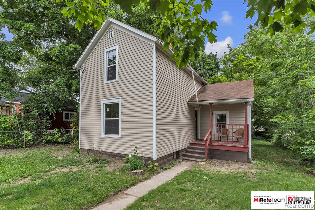 848 Caton Avenue, Adrian, MI 49221 — Photo 2
