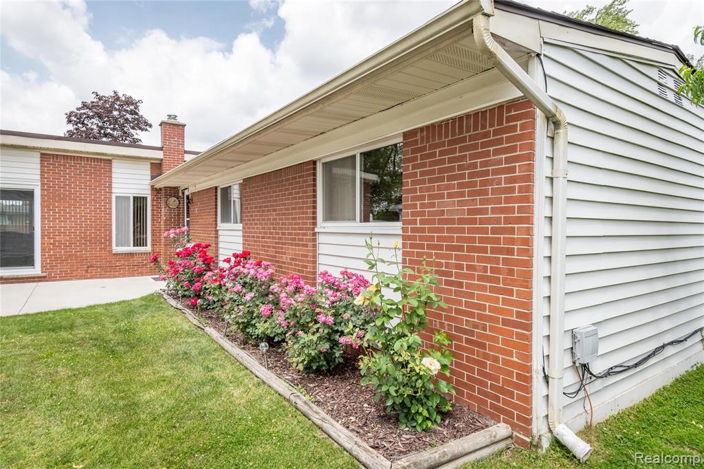 8311 Gulley Street, Taylor, MI 48180 — Photo 27