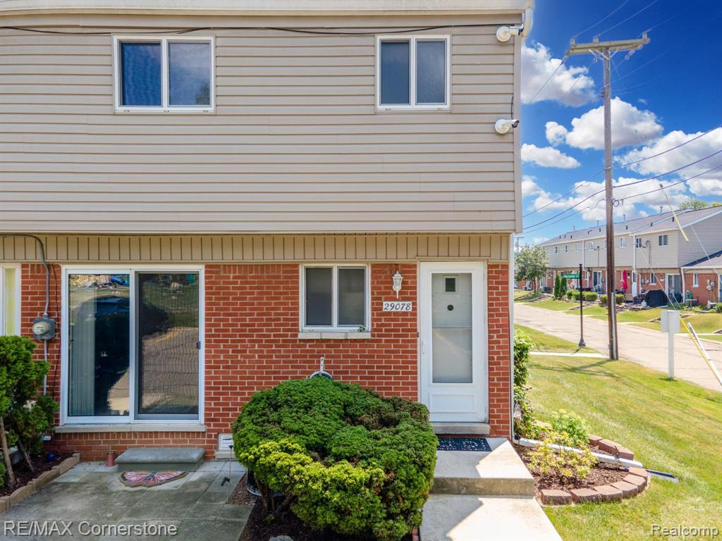 29078 Manchester Street, Westland, MI — Photo 29