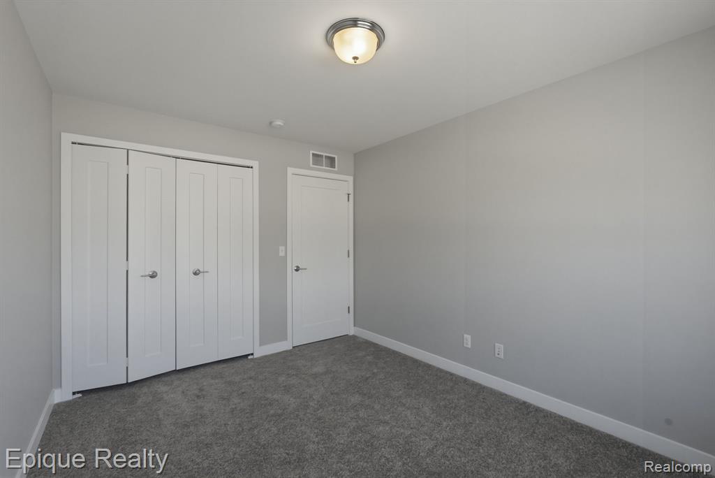25495 Grandview Lane, 25, Novi, MI — Photo 11