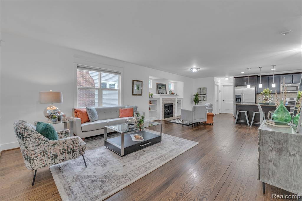 715 Gardenia Avenue, Royal Oak, MI 48067 — Photo 9