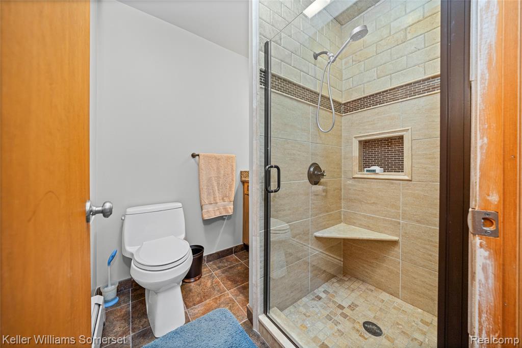 208 Hitchcock Avenue, Roscommon, MI 48653 — Photo 25