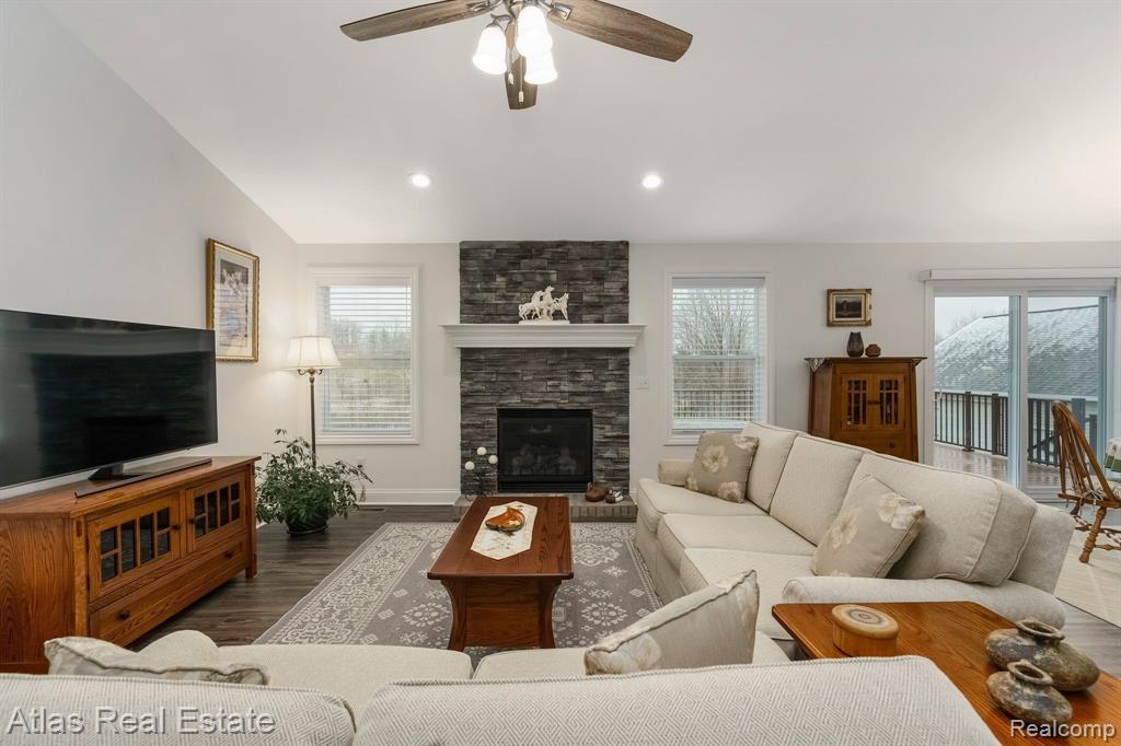 5053 HIDDEN RIDGE Drive, Metamora, MI 48455 — Photo 16