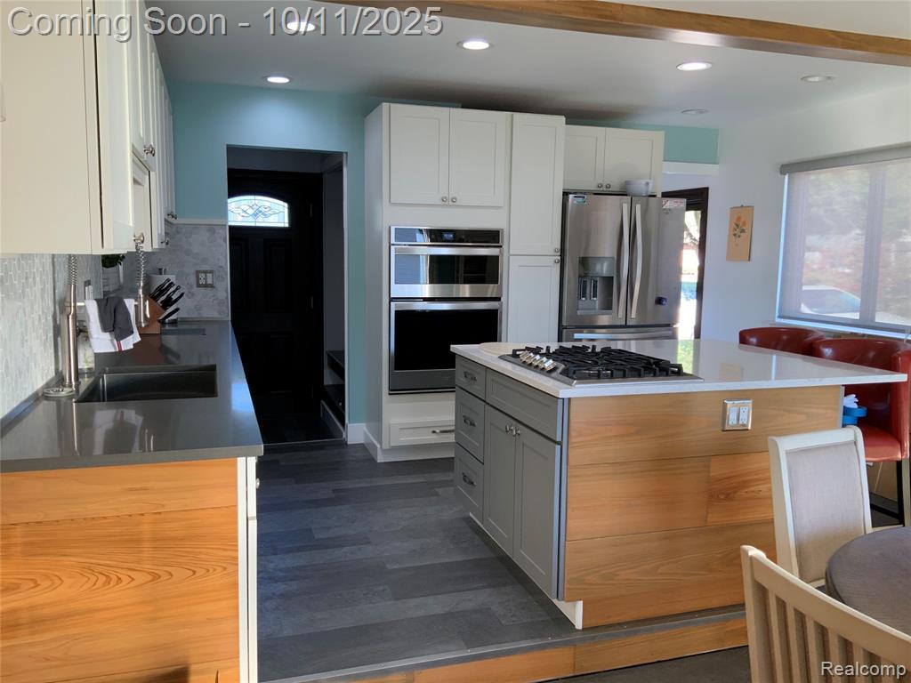 9130 E Bassett Court, Livonia, MI 48150 — Photo 27