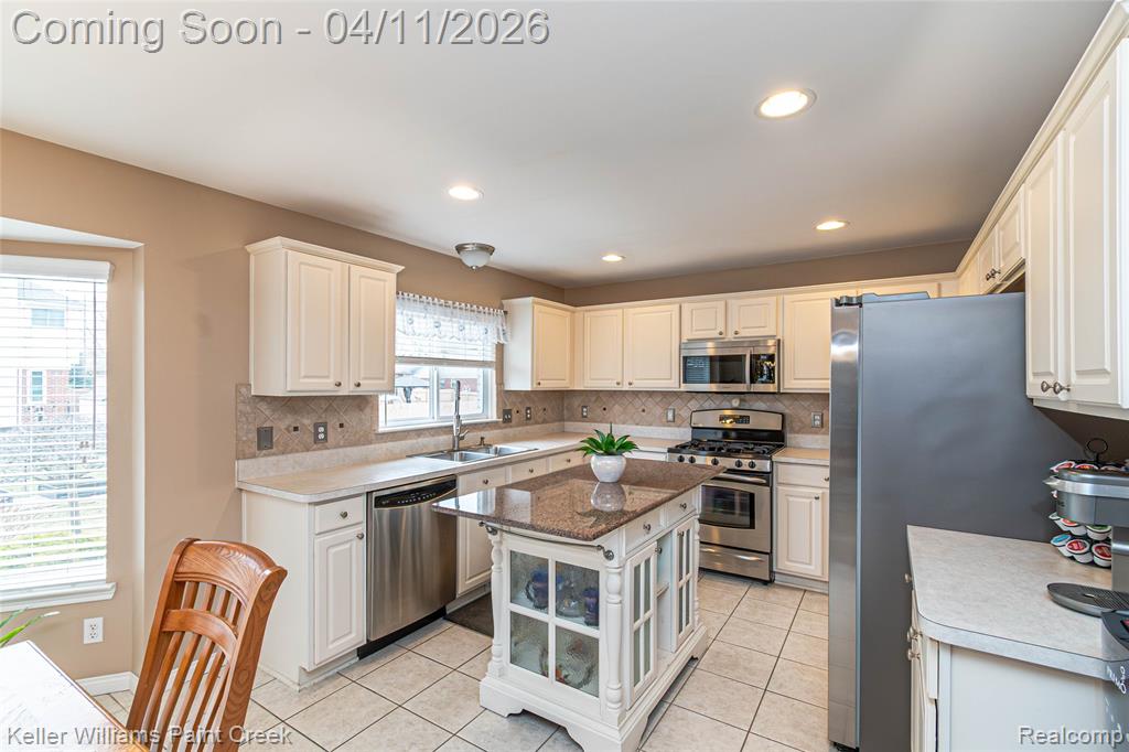 51688 Rivard Road, New Baltimore, MI 48047 — Photo 13