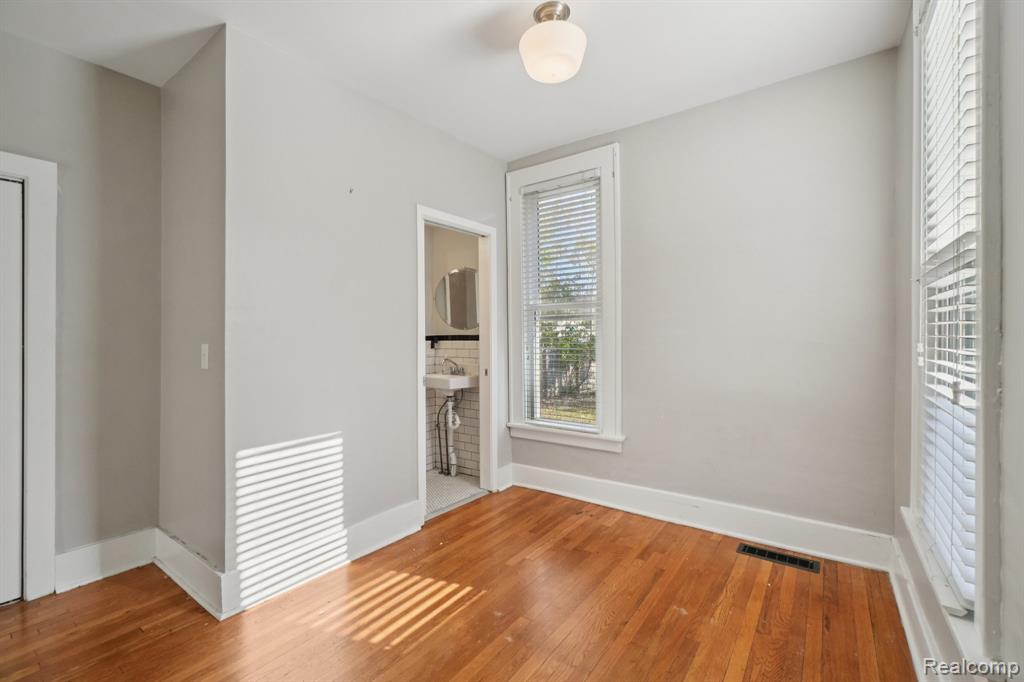 611 S West Street, Royal Oak, MI 48067 — Photo 26
