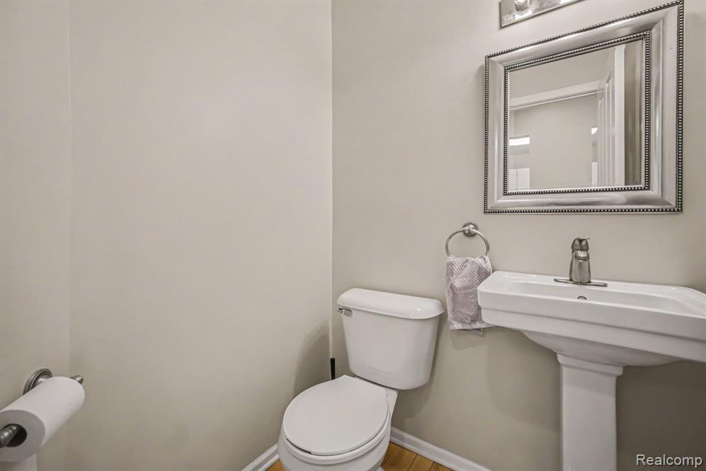 1390 Patricia Avenue, Ann Arbor, MI 48103 — Photo 11
