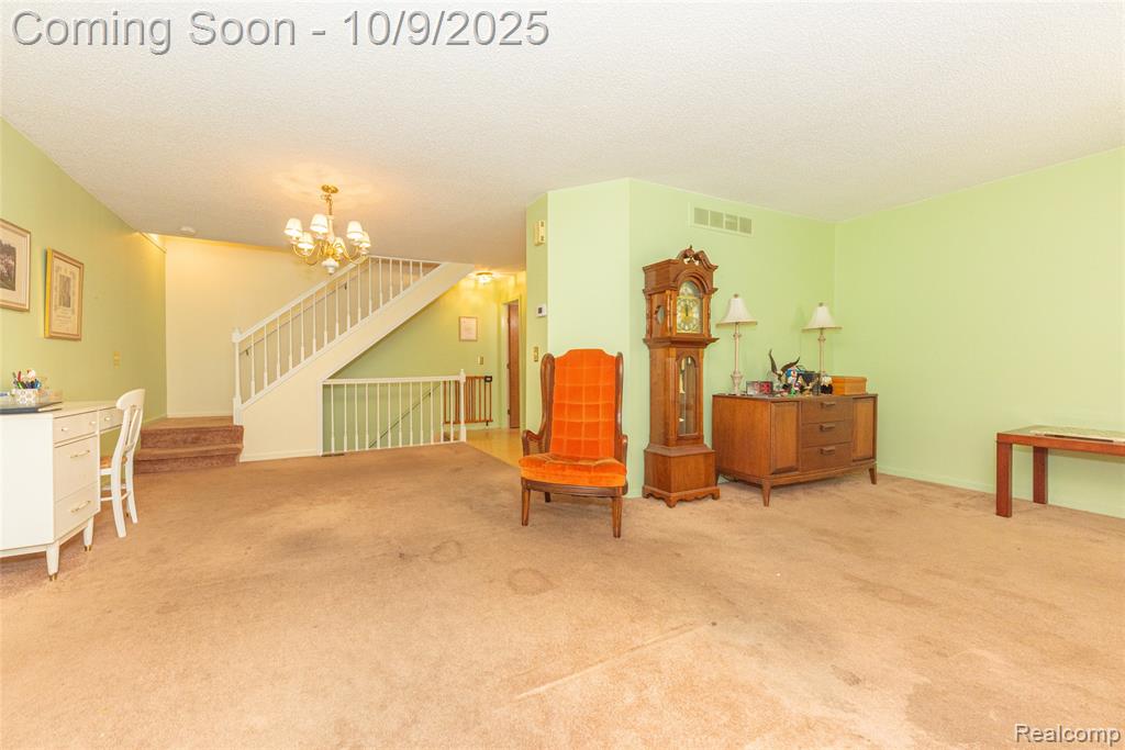 42265 S Mill Race Court, Plymouth, MI 48170 — Photo 8