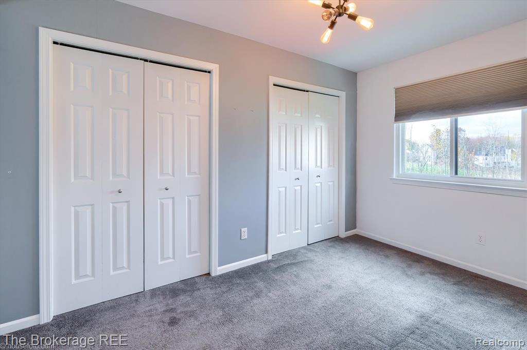 5239 Farmridge Lane, Grand Blanc, MI 48439 — Photo 56